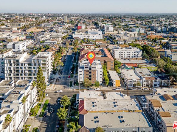 903 S New Hampshire Avenue 303, Los Angeles CA 90006