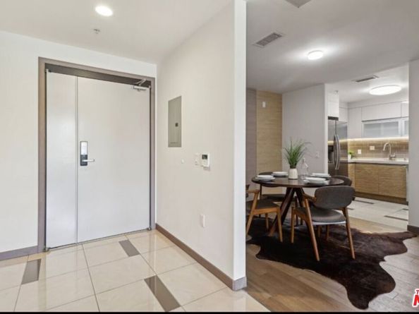 903 S New Hampshire Avenue 303, Los Angeles CA 90006