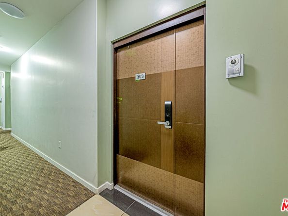 903 S New Hampshire Avenue 303, Los Angeles CA 90006