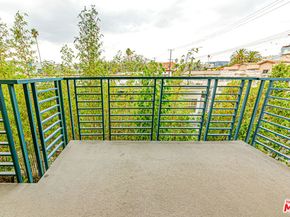 903 S New Hampshire Avenue 303, Los Angeles CA 90006