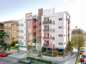 903 S New Hampshire Avenue 303, Los Angeles CA 90006