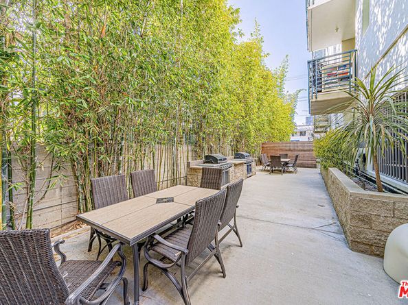 903 S New Hampshire Avenue 303, Los Angeles CA 90006