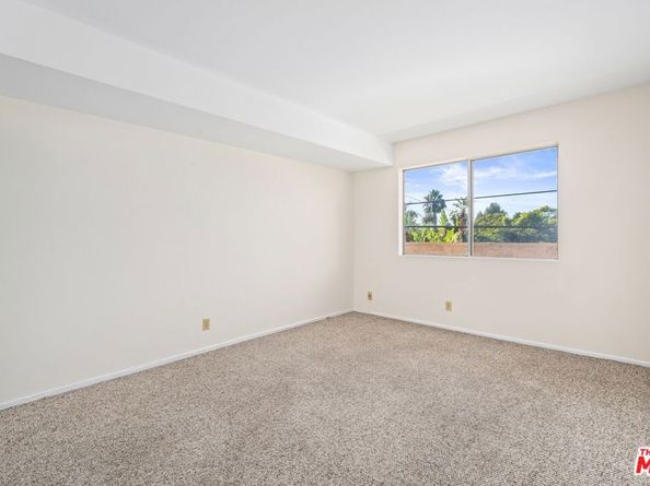 1021 N Crescent Heights Boulevard 205, West Hollywood CA 90046