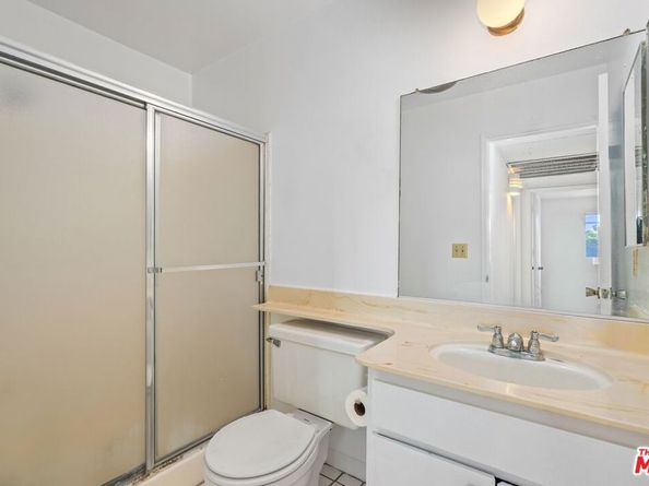 1021 N Crescent Heights Boulevard 205, West Hollywood CA 90046