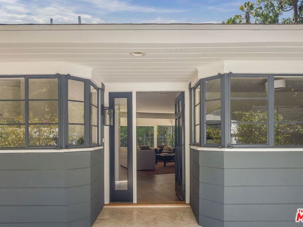 11349 Canton Drive, Studio City CA 91604