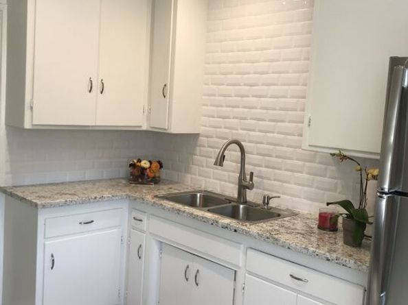 4058 9th Avenue, Los Angeles CA 90008