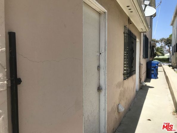 4058 9th Avenue, Los Angeles CA 90008