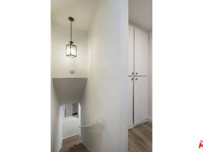 11732 Moorpark Street I, Studio City CA 91604