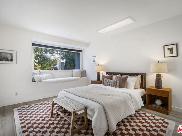 11732 Moorpark Street I, Studio City CA 91604