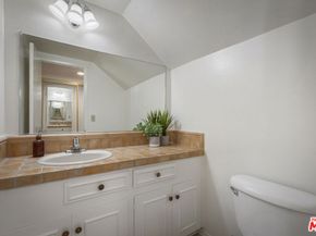 11732 Moorpark Street I, Studio City CA 91604