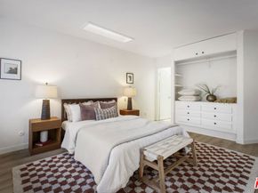 11732 Moorpark Street I, Studio City CA 91604