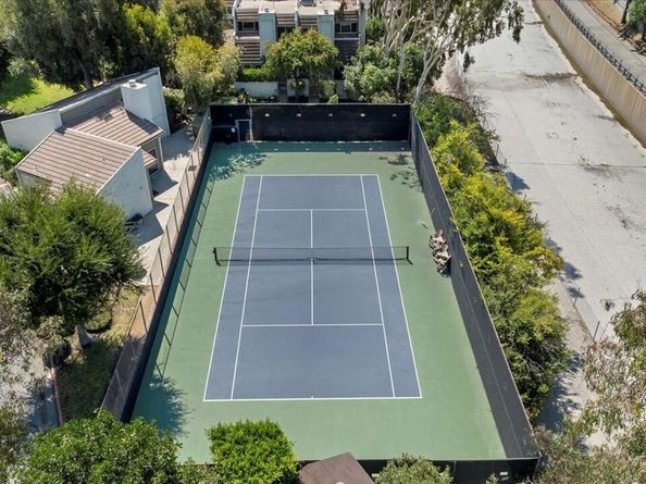 11732 Moorpark Street I, Studio City CA 91604