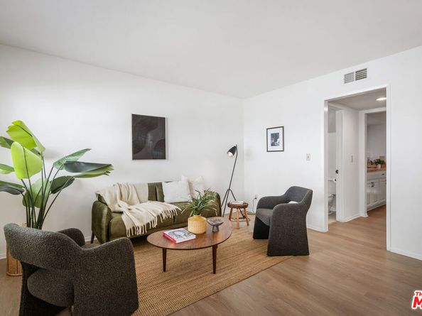 11732 Moorpark Street I, Studio City CA 91604