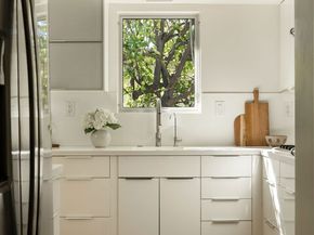 6006 Babbitt Avenue, Encino CA 91316