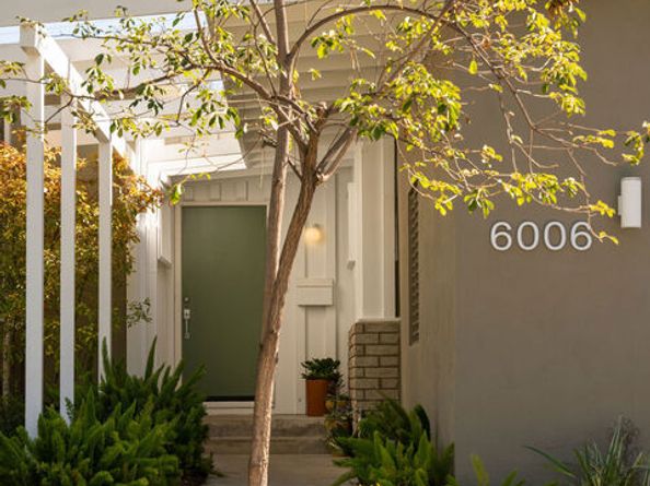 6006 Babbitt Avenue, Encino CA 91316