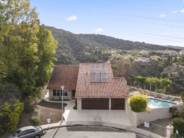 3804 Vista Linda Drive, Encino CA 91316