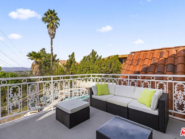 3804 Vista Linda Drive, Encino CA 91316