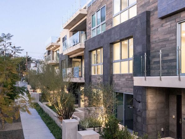 728 N Sweetzer Avenue 308, Los Angeles CA 90069