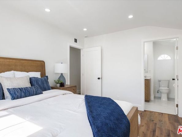 7045 Varna Avenue, North Hollywood CA 91605