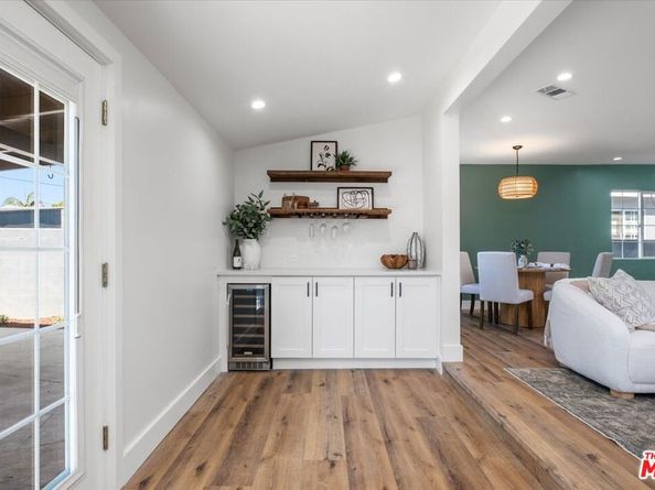 7045 Varna Avenue, North Hollywood CA 91605