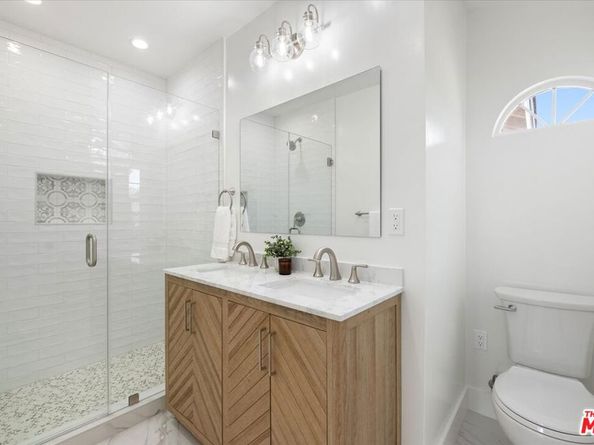 7045 Varna Avenue, North Hollywood CA 91605