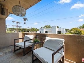 2320 S Bentley Avenue 207, Los Angeles CA 90064