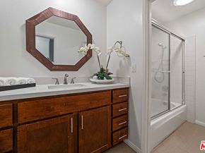 2320 S Bentley Avenue 207, Los Angeles CA 90064