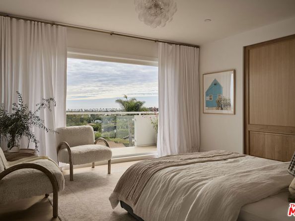 873 Berkeley Street, Santa Monica CA 90403