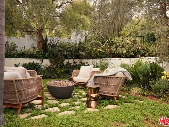 873 Berkeley Street, Santa Monica CA 90403