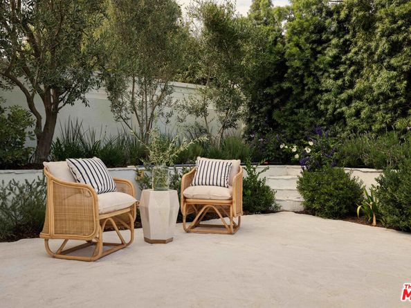 873 Berkeley Street, Santa Monica CA 90403