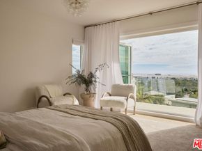 873 Berkeley Street, Santa Monica CA 90403