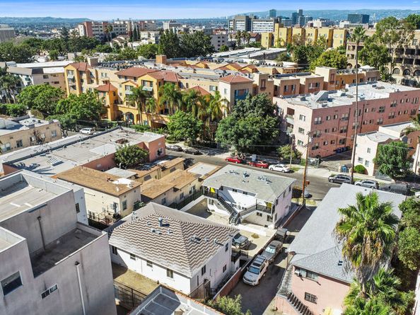 318 Columbia Avenue, Los Angeles CA 90017