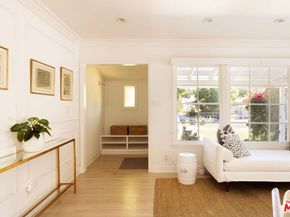 13128 Hartsook Street, Sherman Oaks CA 91423