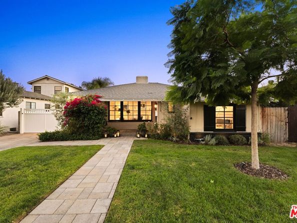 13128 Hartsook Street, Sherman Oaks CA 91423