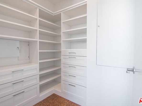 1140 N Formosa Avenue 9, West Hollywood CA 90046
