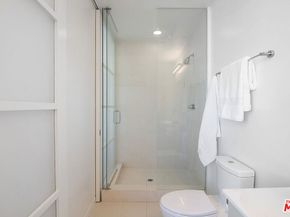 1140 N Formosa Avenue 9, West Hollywood CA 90046