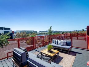 1140 N Formosa Avenue 9, West Hollywood CA 90046