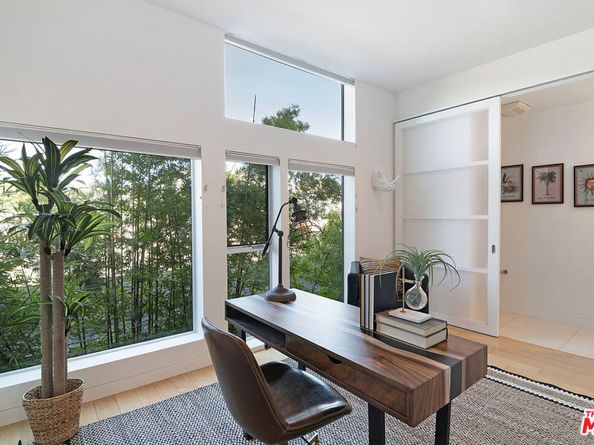 1140 N Formosa Avenue 9, West Hollywood CA 90046