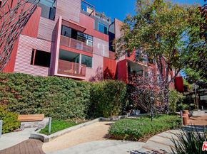 1140 N Formosa Avenue 9, West Hollywood CA 90046