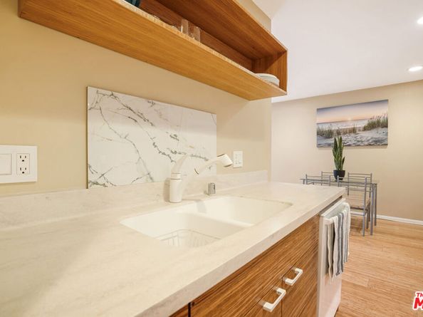 8001 Redlands Street 207, Playa Del Rey CA 90293
