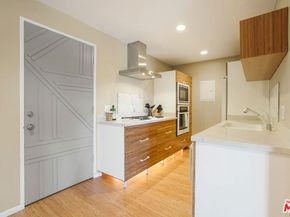 8001 Redlands Street 207, Playa Del Rey CA 90293