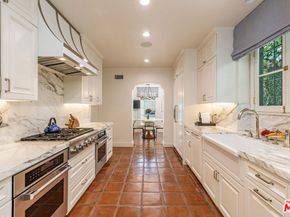 365 Comstock Avenue, Los Angeles CA 90024