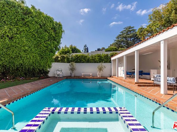 365 Comstock Avenue, Los Angeles CA 90024