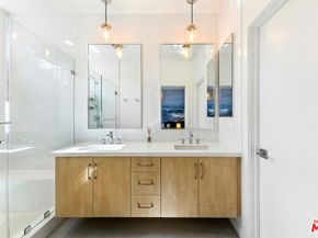 3288 N Canary Way, Los Angeles CA 90065