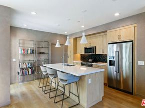 3288 N Canary Way, Los Angeles CA 90065