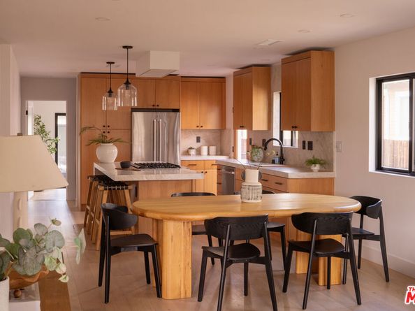 2235 S Mansfield Avenue, Los Angeles CA 90016