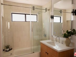 2235 S Mansfield Avenue, Los Angeles CA 90016