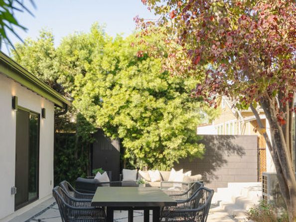 2235 S Mansfield Avenue, Los Angeles CA 90016