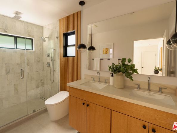 2235 S Mansfield Avenue, Los Angeles CA 90016