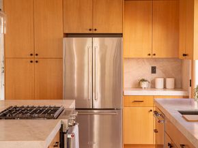 2235 S Mansfield Avenue, Los Angeles CA 90016